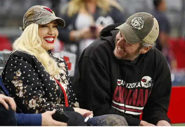 Gwen Stefani Looks Sensational In Most Daring Outfit at Blake Shelton’s Ranch