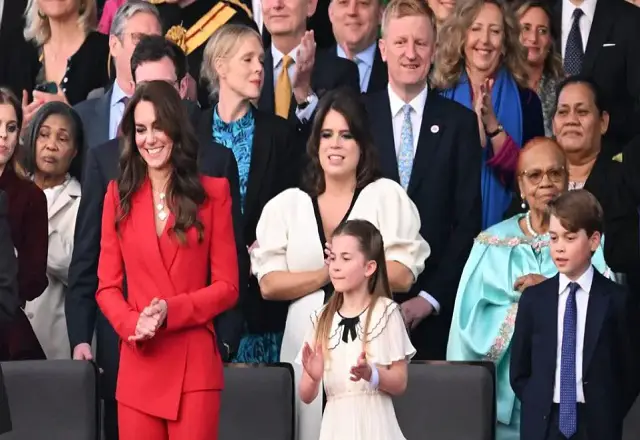 Princess Charlotte shares adorable moment with brother George as dad Prince William takes to stage